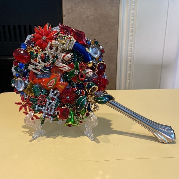 Noel..i Love Jesus Christmas Hand Mirror. Large 5” $98. One of a kind - Picture 3 of 6